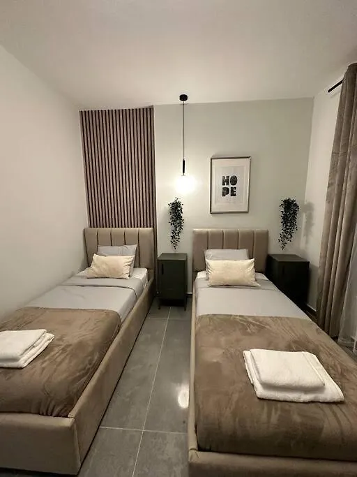 Monique Luxury Apartment Saranda Albania